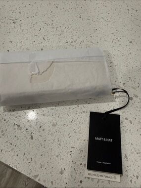 Matt & Nat cream wallet with black tag
